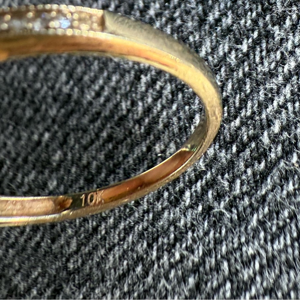10k gold ring with sapphire and diamonds - Picture 3 of 4
